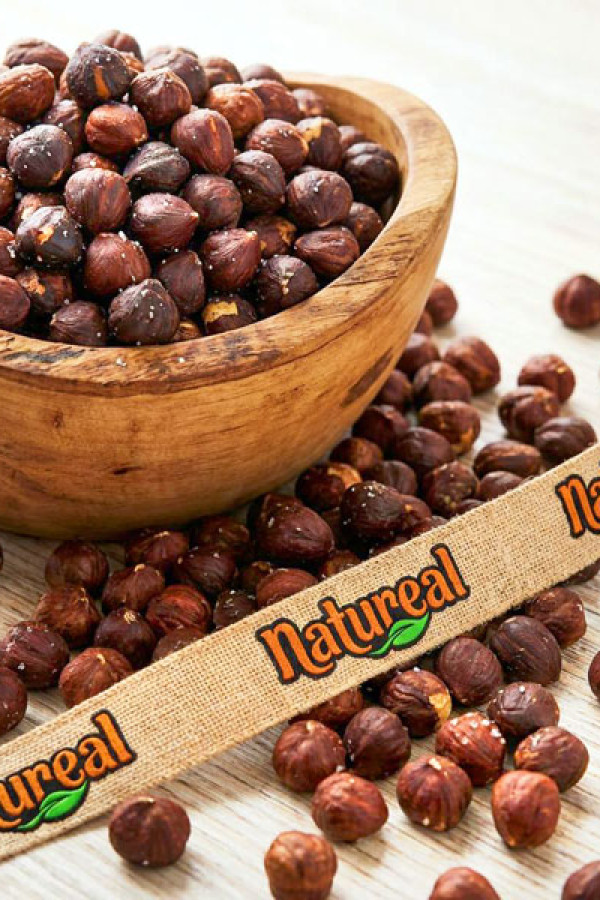 Tuzlu Fındık İçi